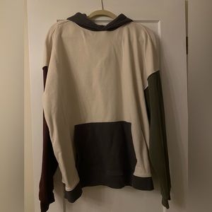 No boundaries hoodie